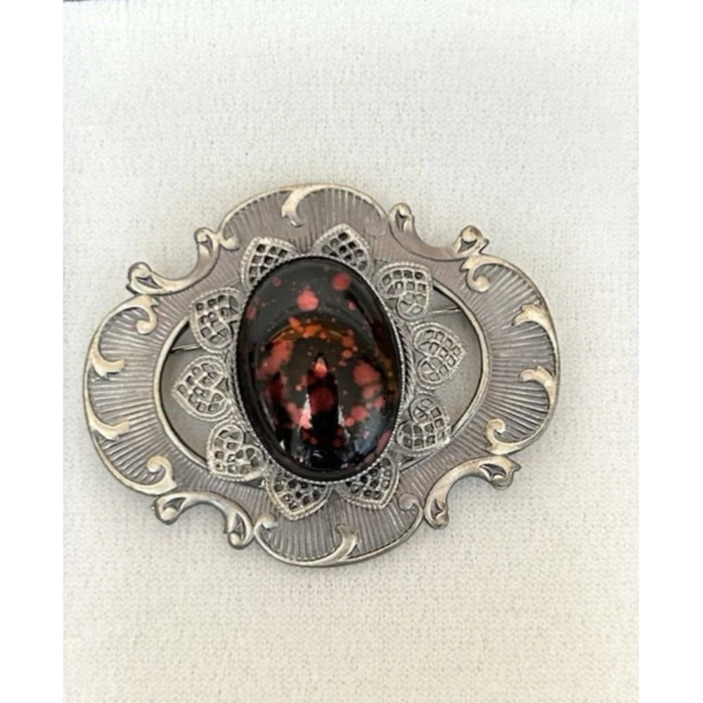 Jablonex Victorian Goth Brooch Pin Red Black Swirl Stone Etch Silver Tone 2